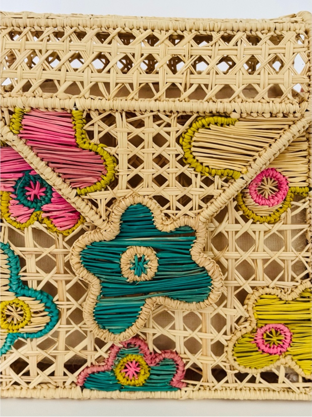 MERCEDES SALAZAR The Leafy Pink Raffia Bag - Picture 7 of 9